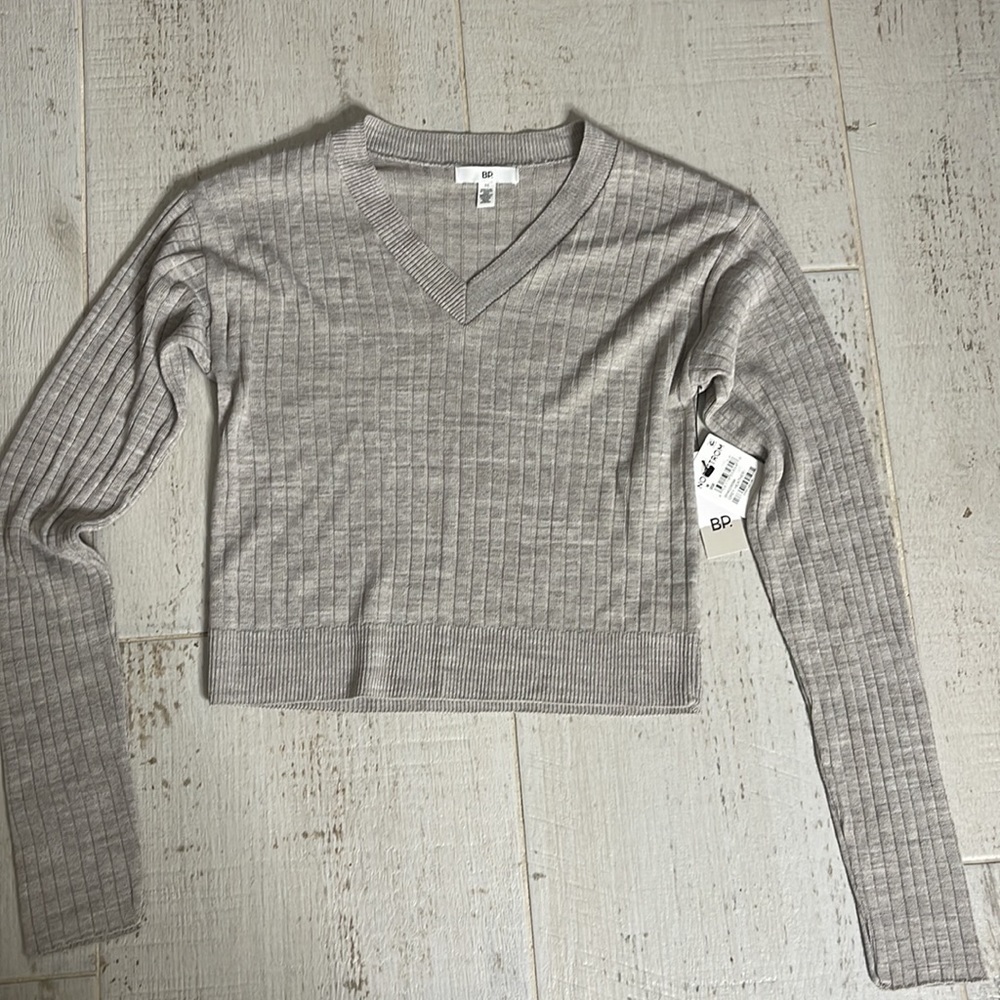 BP. Sweater